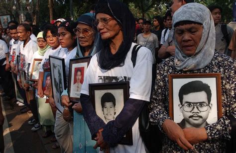 di paksa sampai nangis indonesia Search